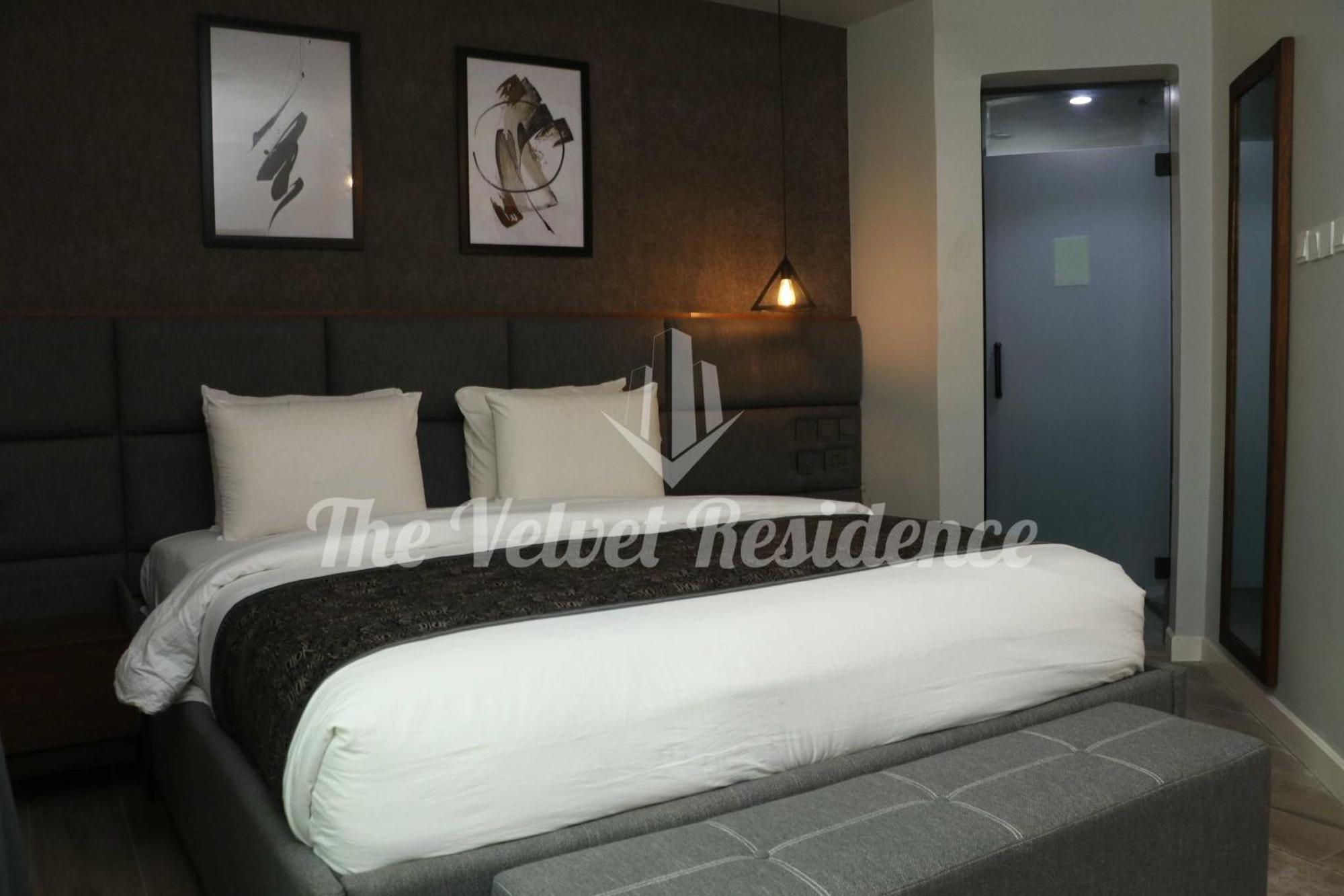 The Velvet Residence Абуджа Экстерьер фото